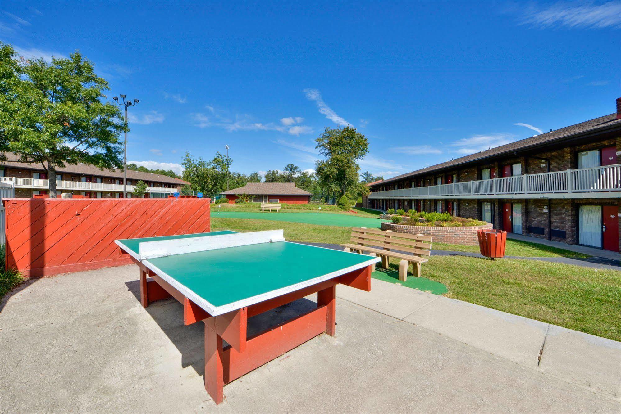 Days Inn By Wyndham Doswell \/ Kings Dominion Area Bagian luar foto